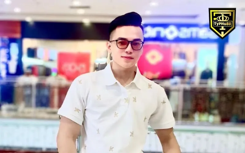 Trạm Kỳ Phong